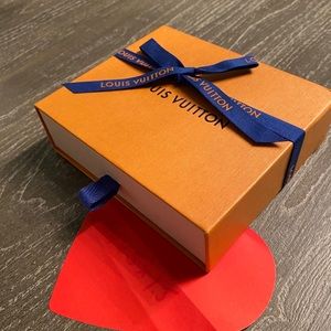 Louis Vuitton box